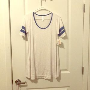 BNWT XXS perfect tee white short sleeve LuLaRoe